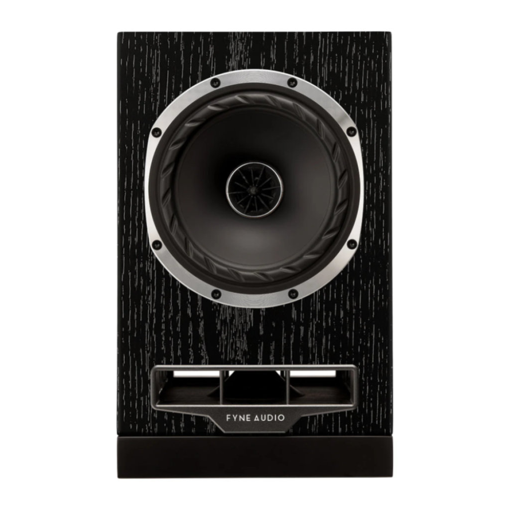 FYNE AUDIO F500S hos Reptilaudio.se