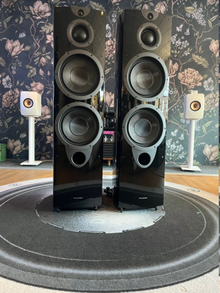 WHARFEDALE Opus 2-3 hos Reptilaudio.se