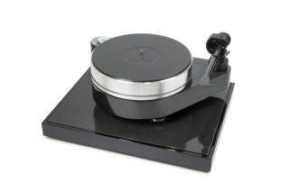 PRO-JECT RPM 10 Carbon hos Reptilaudio.se